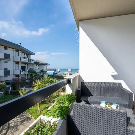 Le Palme Silvi Apartment *
